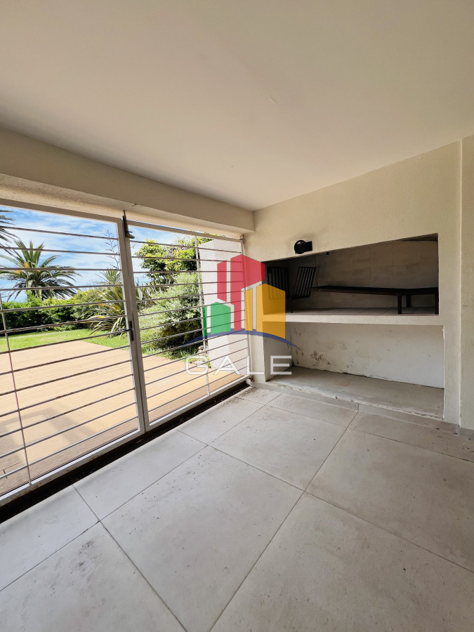 Casa ID.3286 - Venta de Casa Espectacular Zona Faro-Punta del Este.