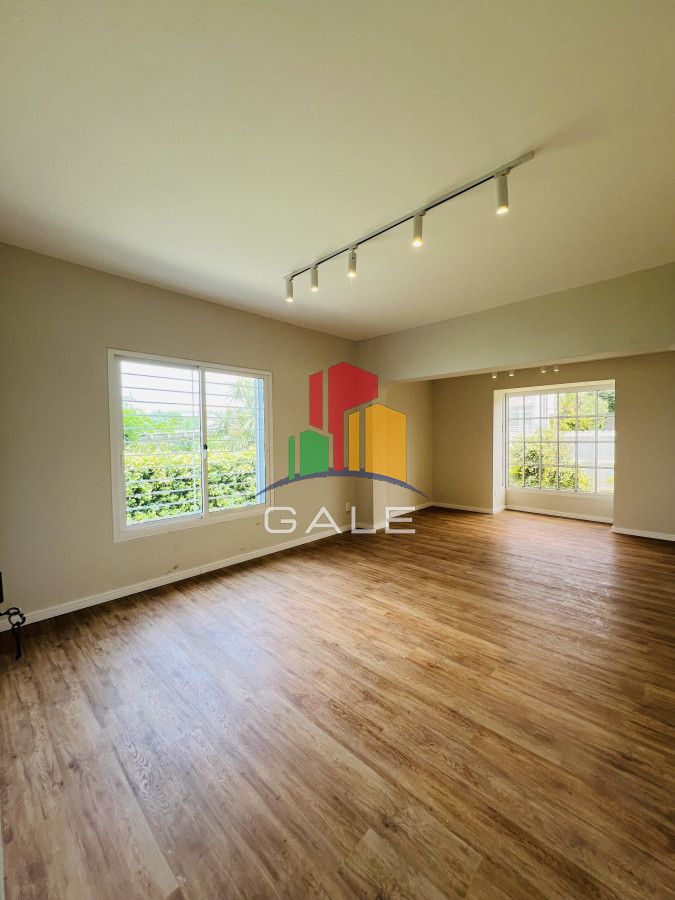Casa ID.3286 - Venta de Casa Espectacular Zona Faro-Punta del Este.