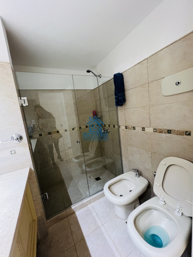 Apartamento ID.510 - Venta de Apartamento Primera Linea Playa Mansa - Punta del Este.