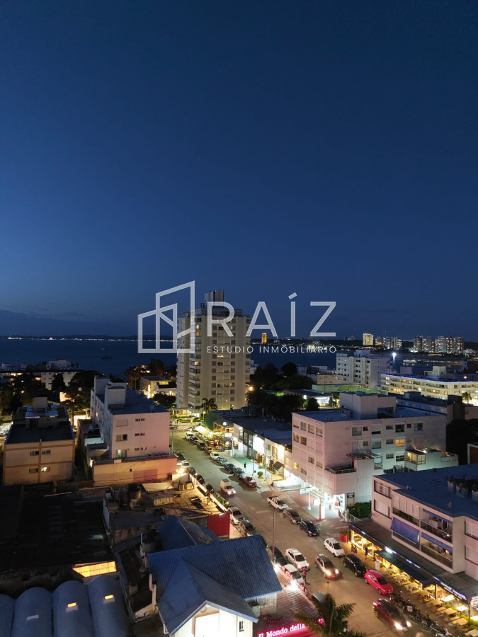 Apartamento ID.9692 - Venta de apartamento en Peninsula-Punta del Este.