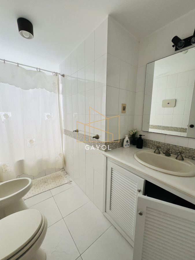 Apartamento ID.1101 - Venta de Apartamento Playa Mansa- Punta del Este.