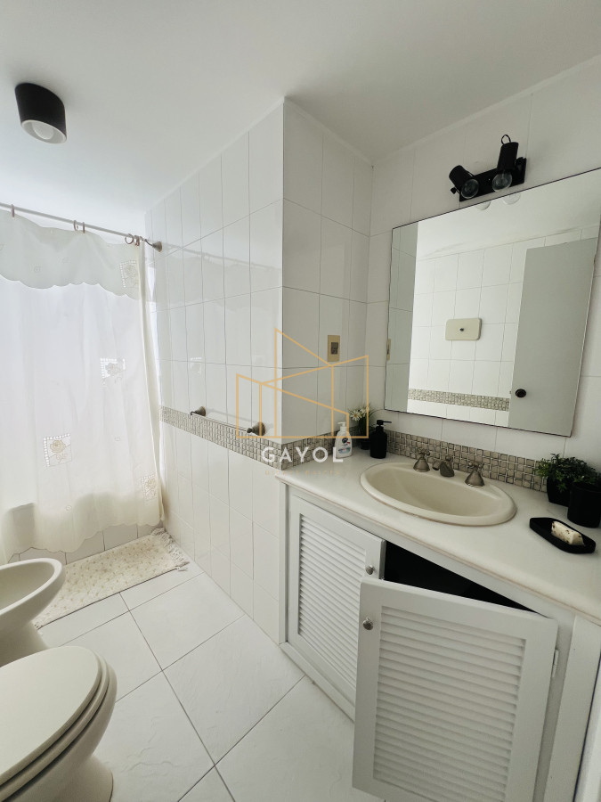 Apartamento ID.1101 - Venta de Apartamento Playa Mansa- Punta del Este.