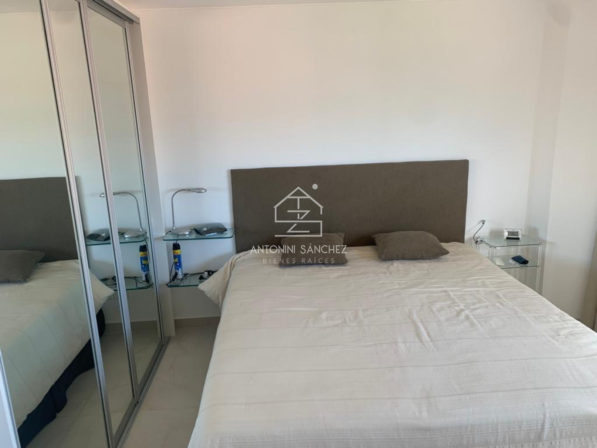 Apartamento ID.1640 - Oportunidad - Venta de  Apto en Primera Linea Playa Mansa.