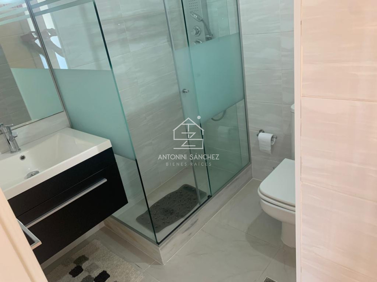 Apartamento ID.1640 - Oportunidad - Venta de  Apto en Primera Linea Playa Mansa.