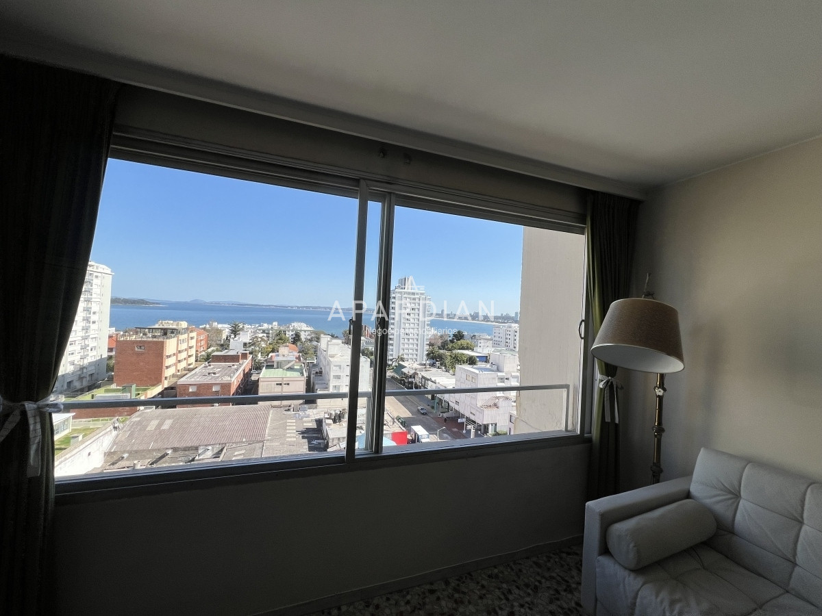 Apartamento ID.21096854 - Venta de apartamento en Peninsula-Punta del Este.