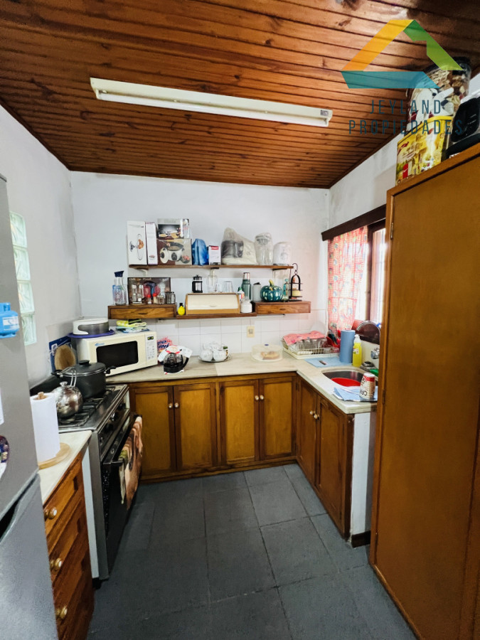Casa ID.478 - Casa en Venta a media cuadra Boulevard Artigas - Ideal para Renta.
