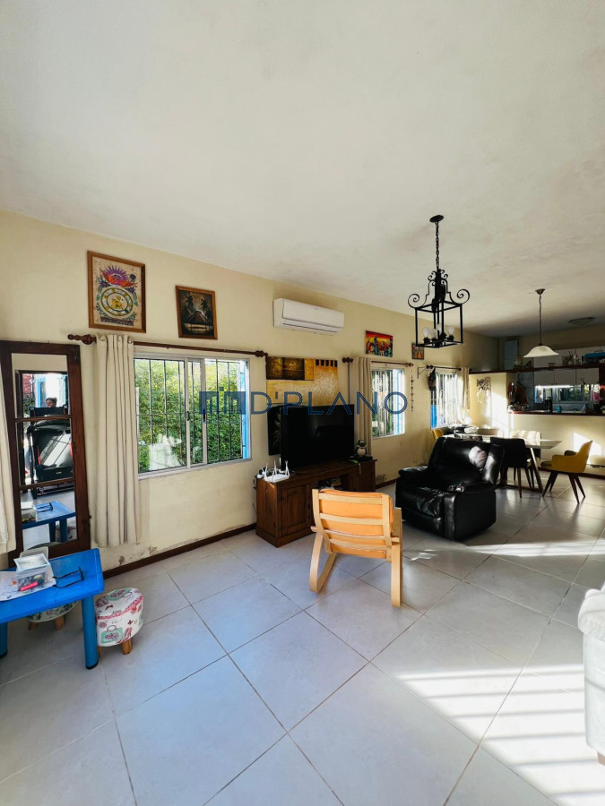 Casa ID.28 - Venta de hermosa y solida casa en La Fortuna.