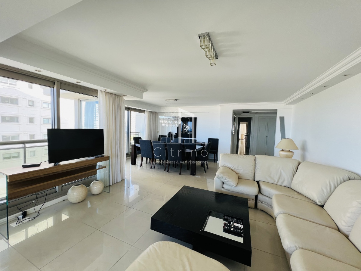 Apartamento ID.386 - Destacado Apartamento en Alquiler y Venta en Torre Imperiale I 