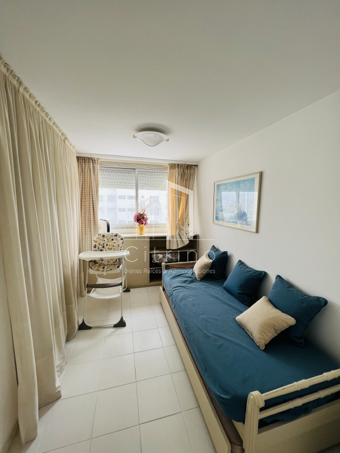 Apartamento ID.323 - Venta hermosa Planta Primera Linea Playa Brava.