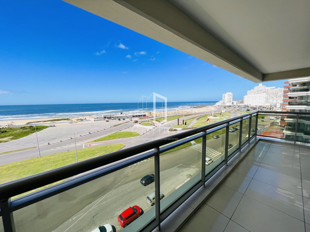 Apartamento ID.386 - Destacado Apartamento en Alquiler y Venta en Torre Imperiale I 
