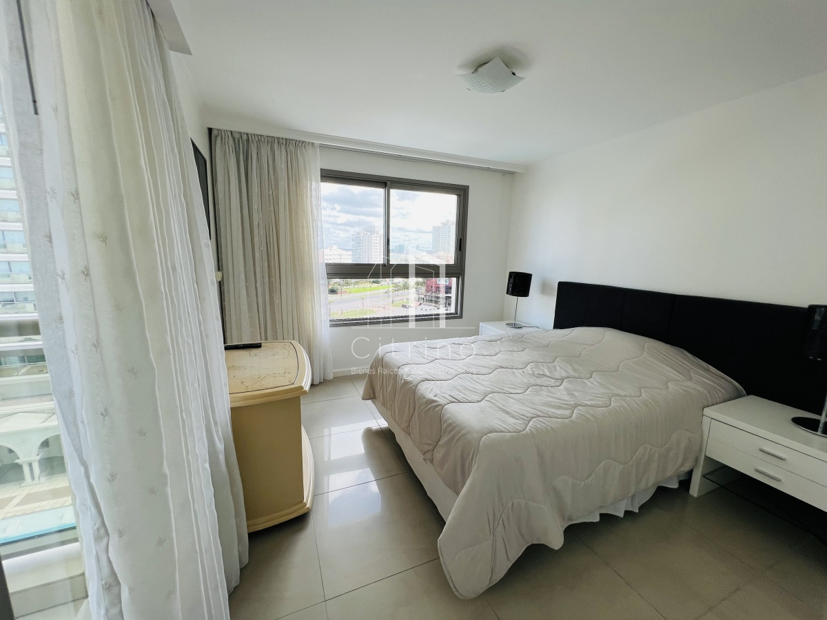 Apartamento ID.386 - Destacado Apartamento en Alquiler y Venta en Torre Imperiale I 