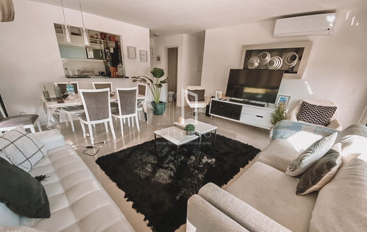 Apartamento ID.327 - Apto en Alquiler y Venta  2 dormitorios 3 baños - Punta del Este.