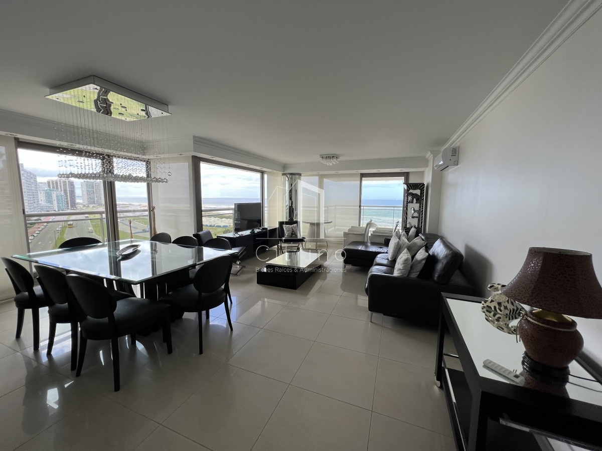 Apartamento ID.388 - Alquiler y venta de hermosa planta en Torre Imperiale II, Playa Brava.
