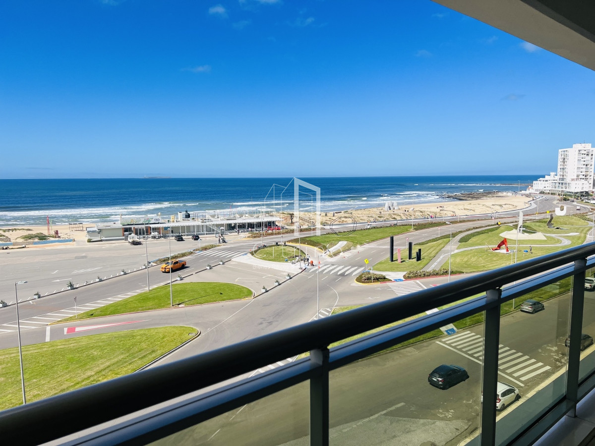 Apartamento ID.386 - Destacado Apartamento en Alquiler y Venta en Torre Imperiale I 