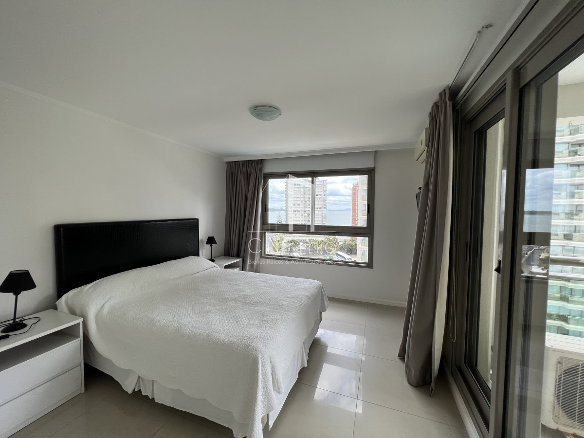 Apartamento ID.388 - Alquiler y venta de hermosa planta en Torre Imperiale II, Playa Brava.
