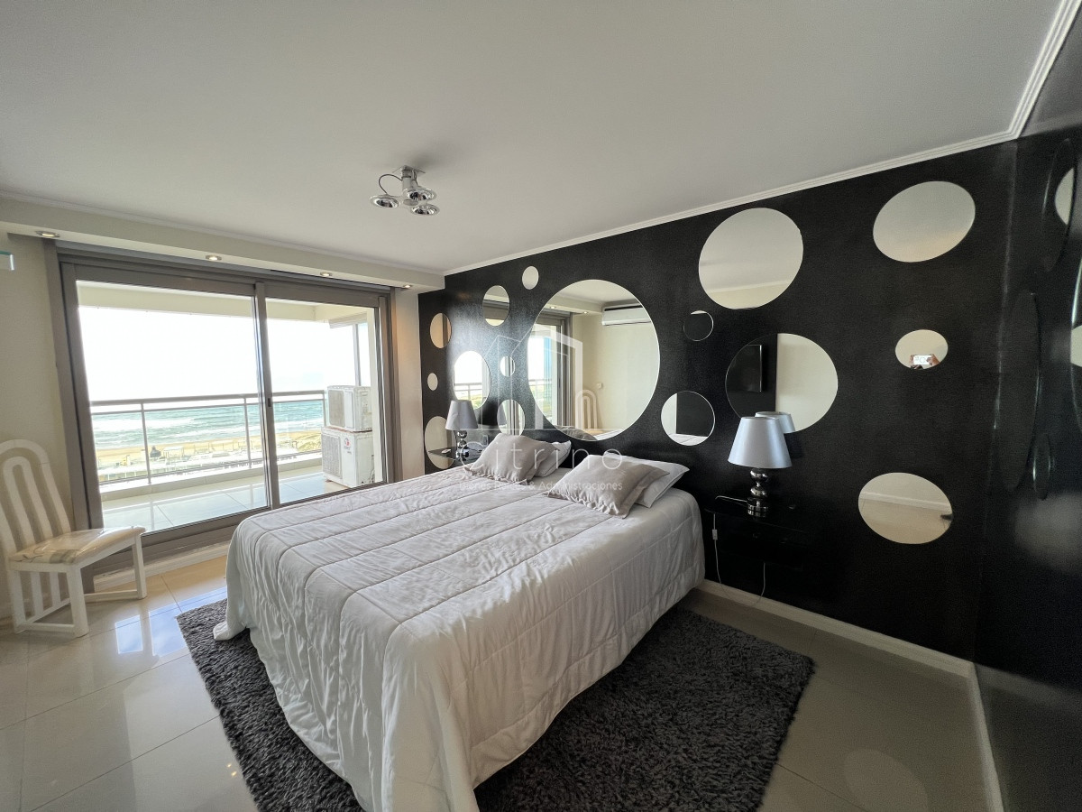 Apartamento ID.387 - Alquiler y venta de hermosa unidad en  Torre Imperiale II, Playa Brava.