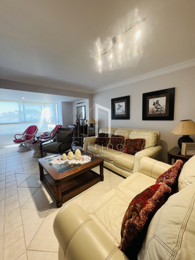 Apartamento ID.1580 - Venta de Penthouse Duplex Primera Linea  Mansa