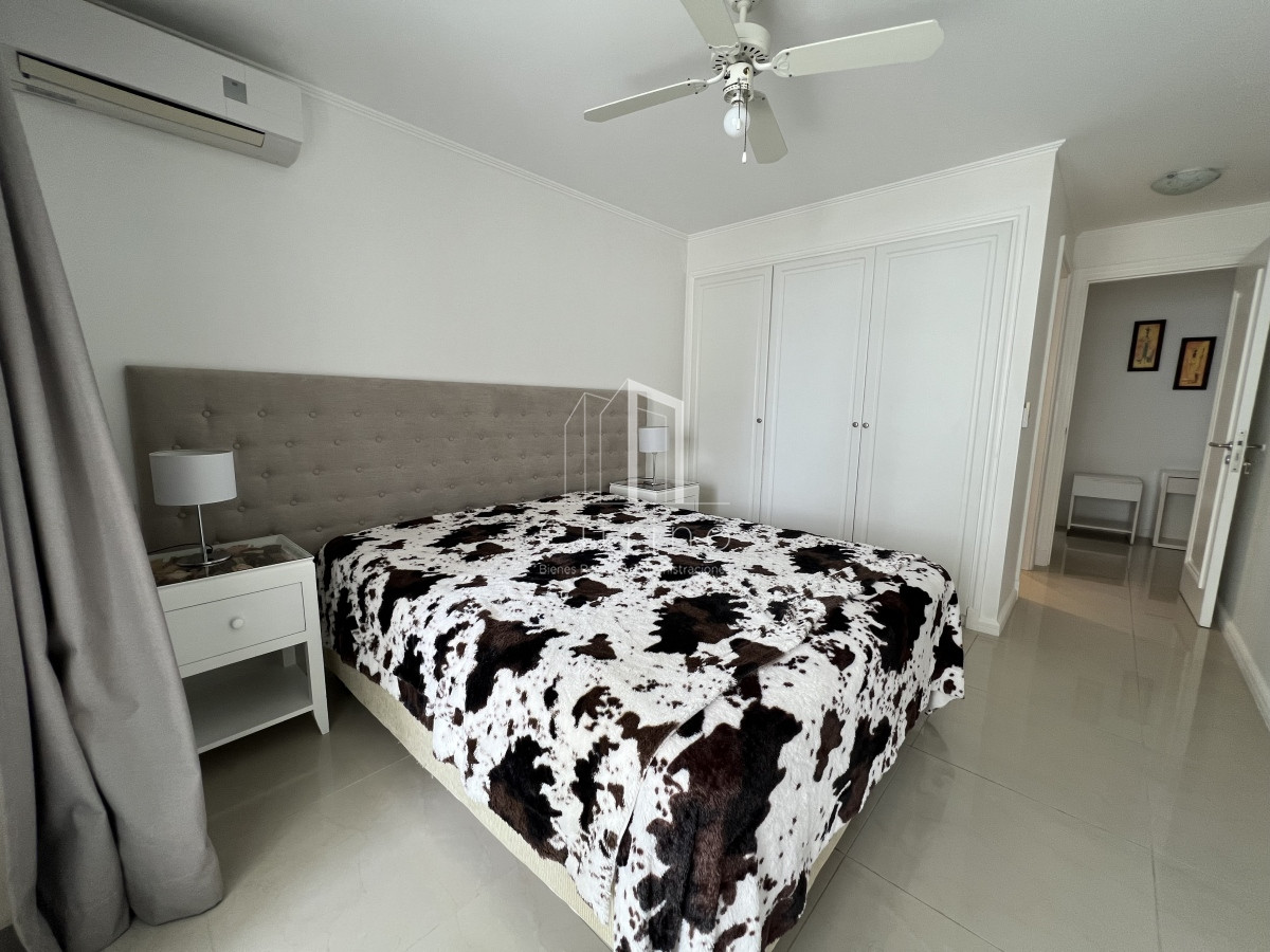 Apartamento ID.388 - Alquiler y venta de hermosa planta en Torre Imperiale II, Playa Brava.
