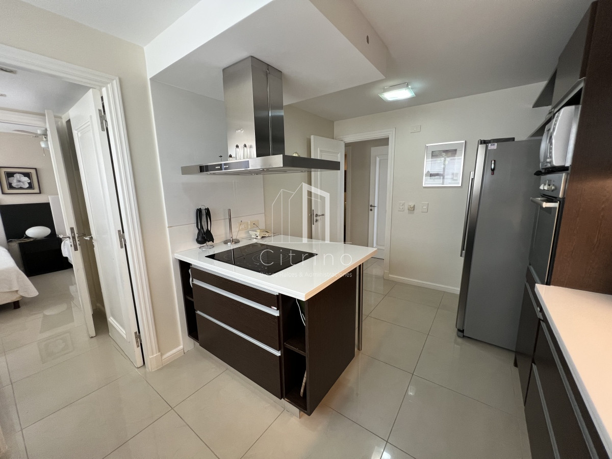 Apartamento ID.389 - Alquiler encantadora unidad en  Torre Imperiale I, Playa Brava.