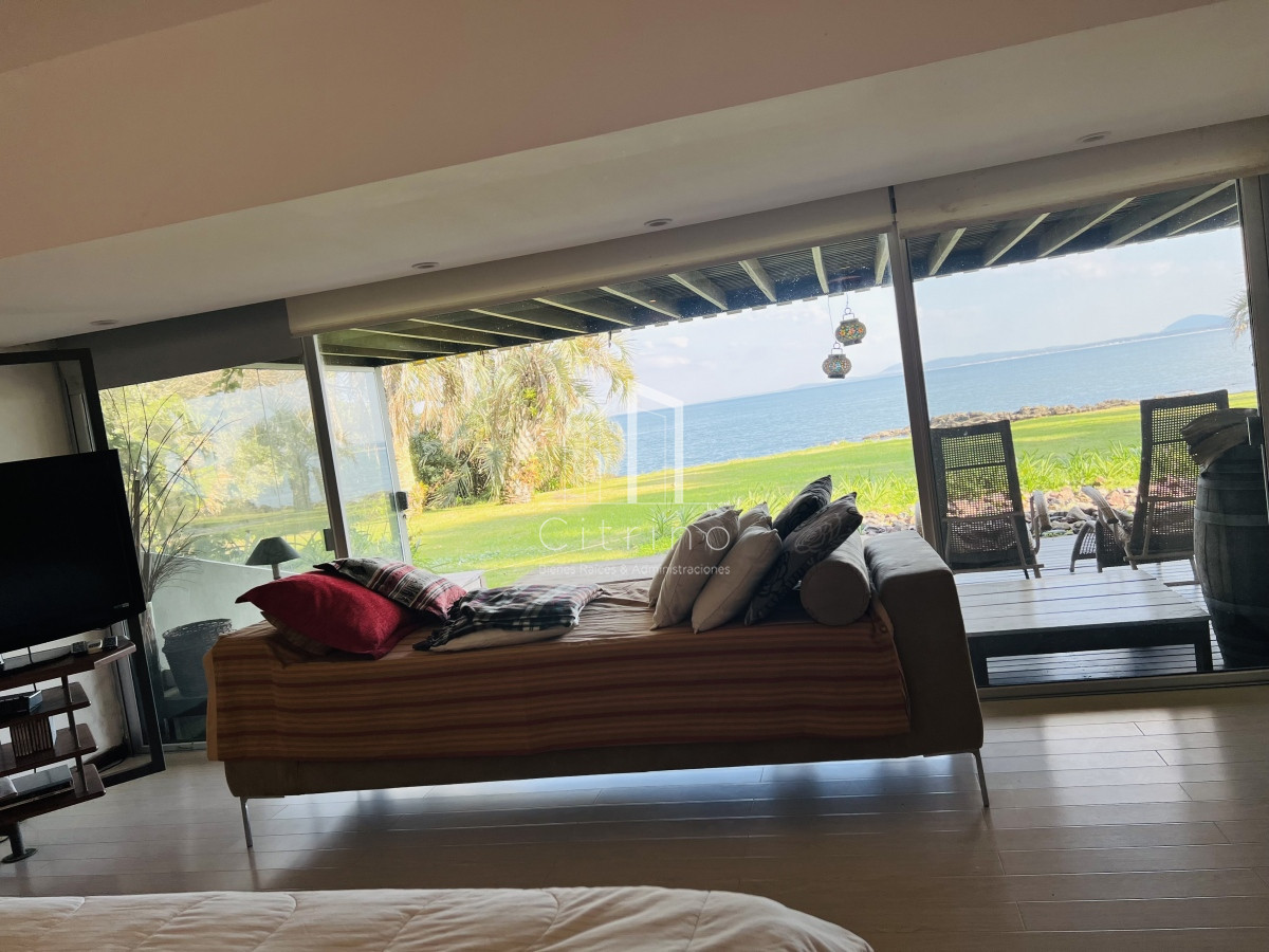 Apartamento ID.231 - Venta de destacado apartamento en Punta Ballena, Acantilados.