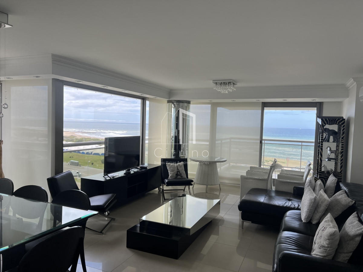 Apartamento ID.388 - Alquiler y venta de hermosa planta en Torre Imperiale II, Playa Brava.