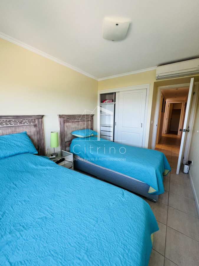 Apartamento ID.1580 - Venta de Penthouse Duplex Primera Linea  Mansa