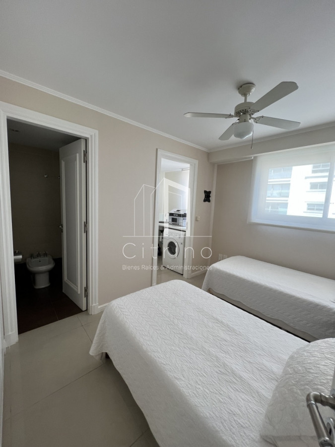 Apartamento ID.389 - Alquiler encantadora unidad en  Torre Imperiale I, Playa Brava.