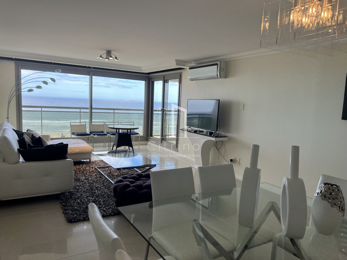 Apartamento ID.387 - Alquiler y venta de hermosa unidad en  Torre Imperiale II, Playa Brava.