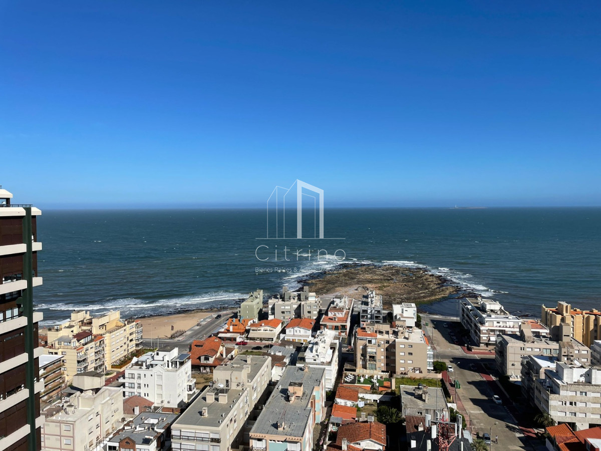 Apartamento ID.660 - Venta y alquiler de Hermoso Apto en Punta del Este-Peninsula