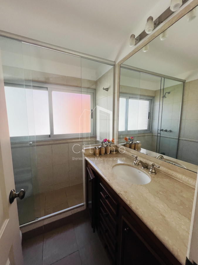 Apartamento ID.1580 - Venta de Penthouse Duplex Primera Linea  Mansa