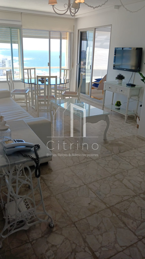 Apartamento ID.660 - Venta y alquiler de Hermoso Apto en Punta del Este-Peninsula
