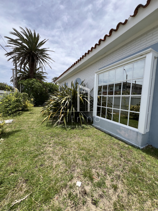 Casa ID.1386 - Venta de Casa Espectacular Zona Faro-Punta del Este.