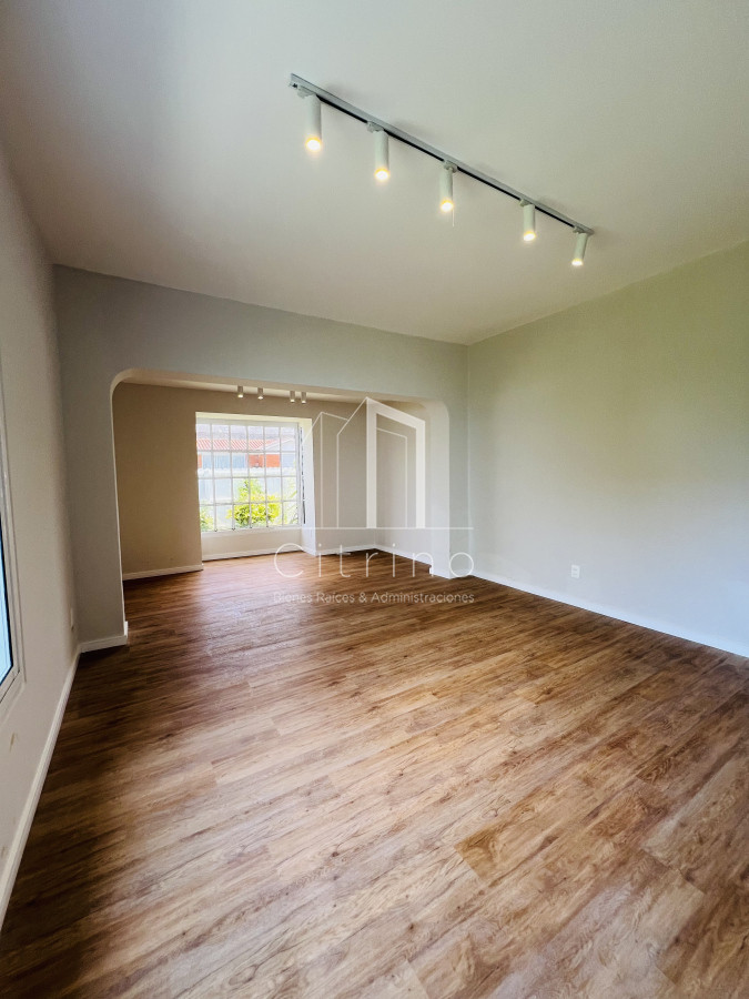 Casa ID.1386 - Venta de Casa Espectacular Zona Faro-Punta del Este.