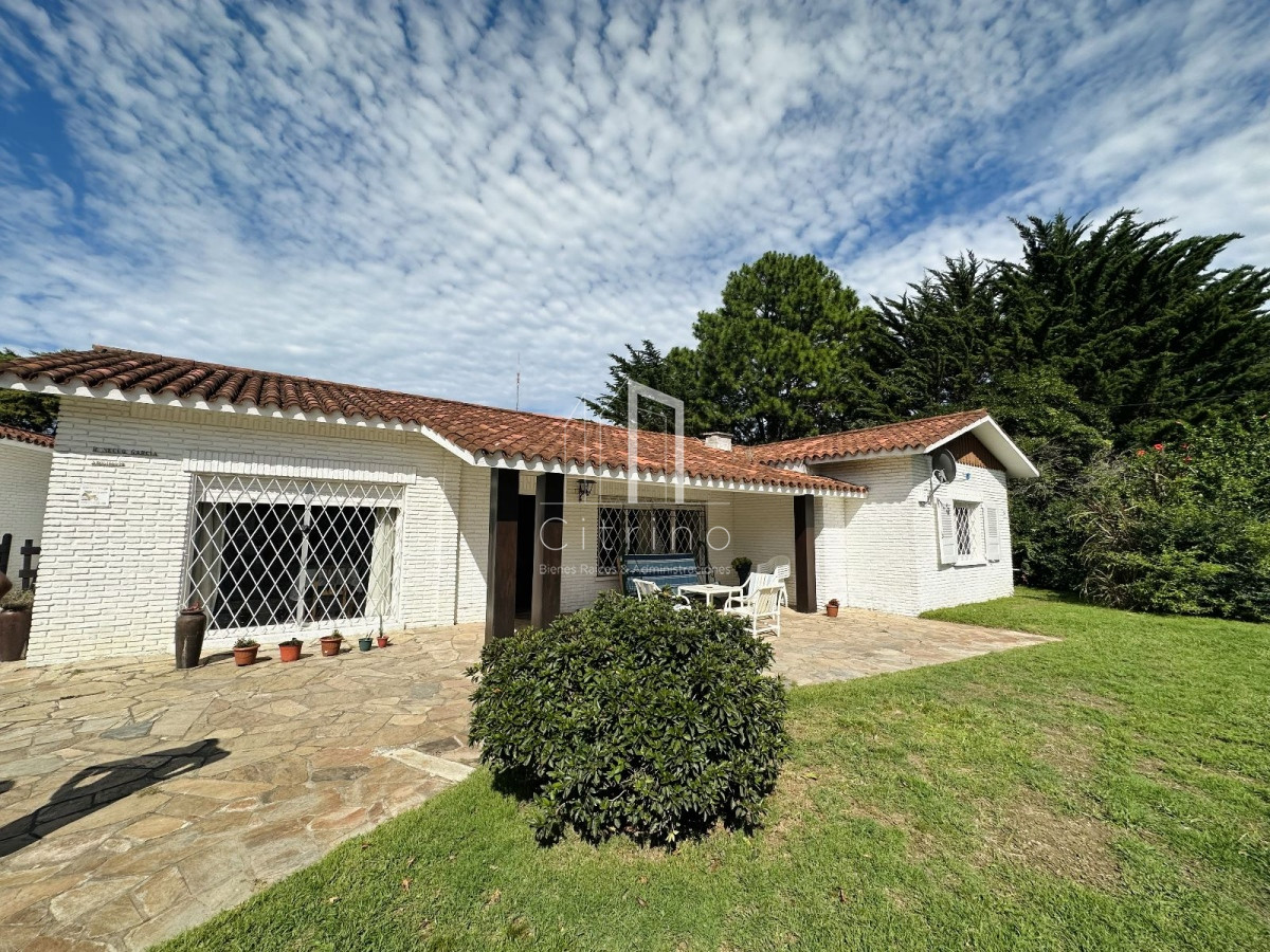 Casa ID.288 - Hermosa Casa en Venta.