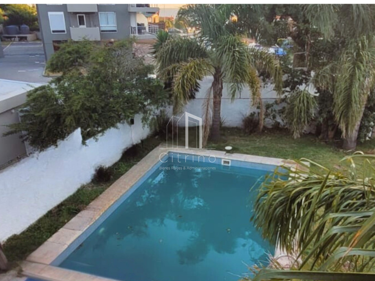 Casa ID.2110 - Alquiler casa Playa Mansa-Punta del Este.