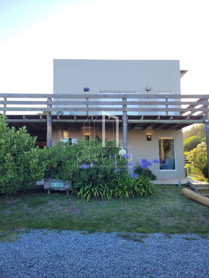 Casa ID.2351 - Alquiler Invernal-Hermosa casa en Balneario BS  AS a media cuadra del Mar.