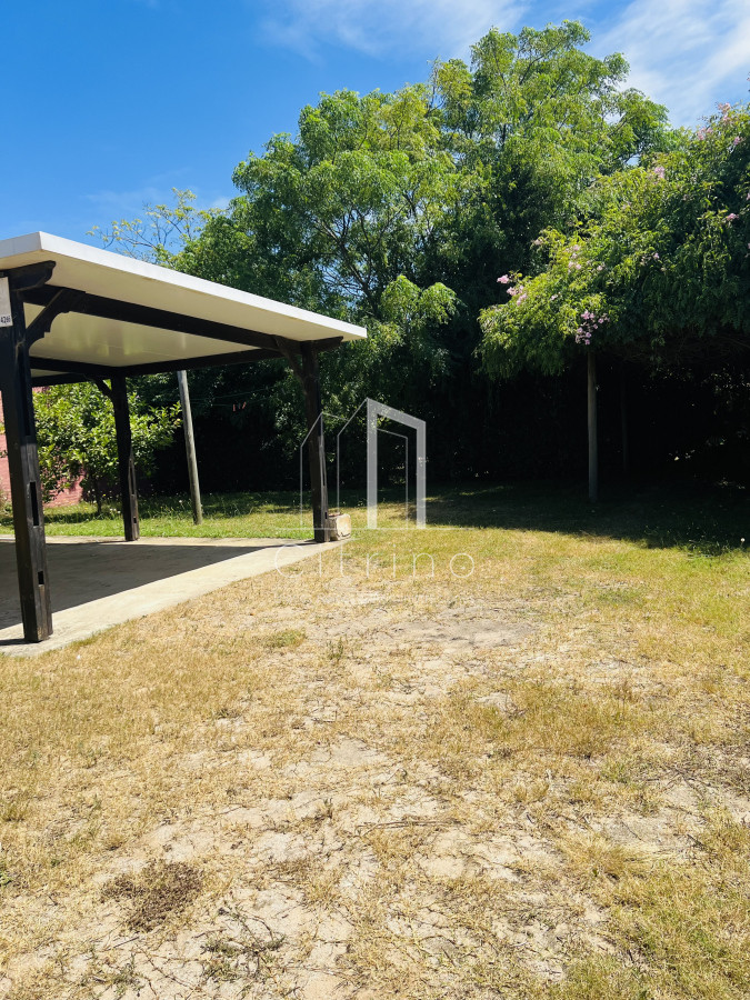 Casa ID.1474 - Venta de Casa en Balneario Bs. As. a 200 mts del Mar.