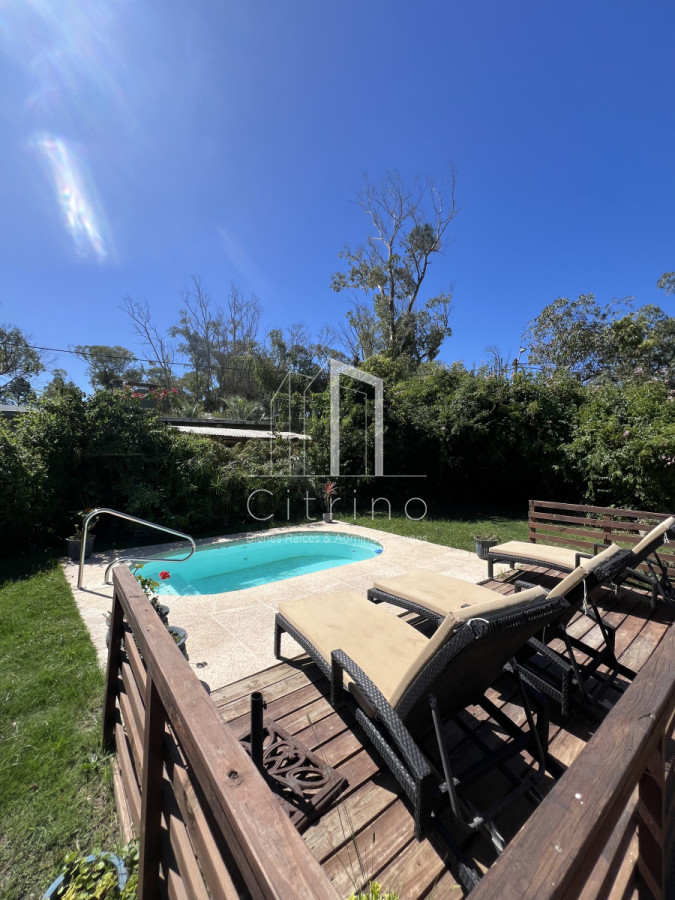 Casa ID.1538 - Venta y alquiler de hermosa casa en Balneario BS. AS.