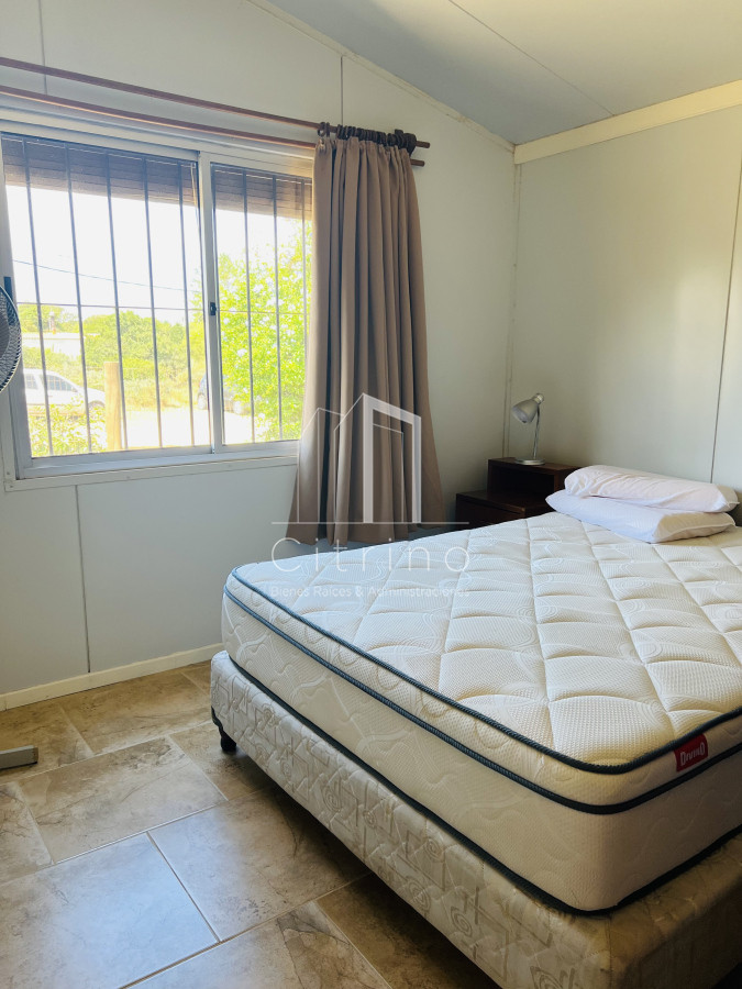 Casa ID.1474 - Venta de Casa en Balneario Bs. As. a 200 mts del Mar.
