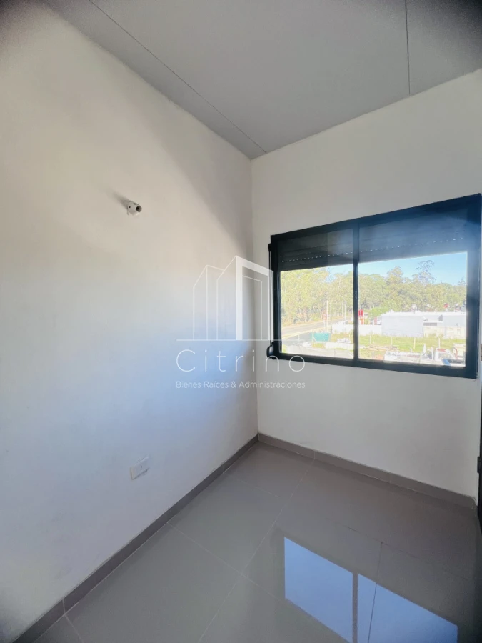 Casa ID.2352 - Alquiler apartamento 1 dormitorio Maldonado.