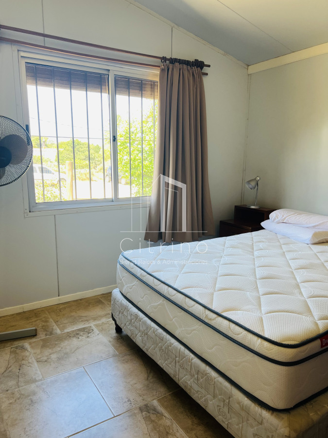 Casa ID.1474 - Venta de Casa en Balneario Bs. As. a 200 mts del Mar.