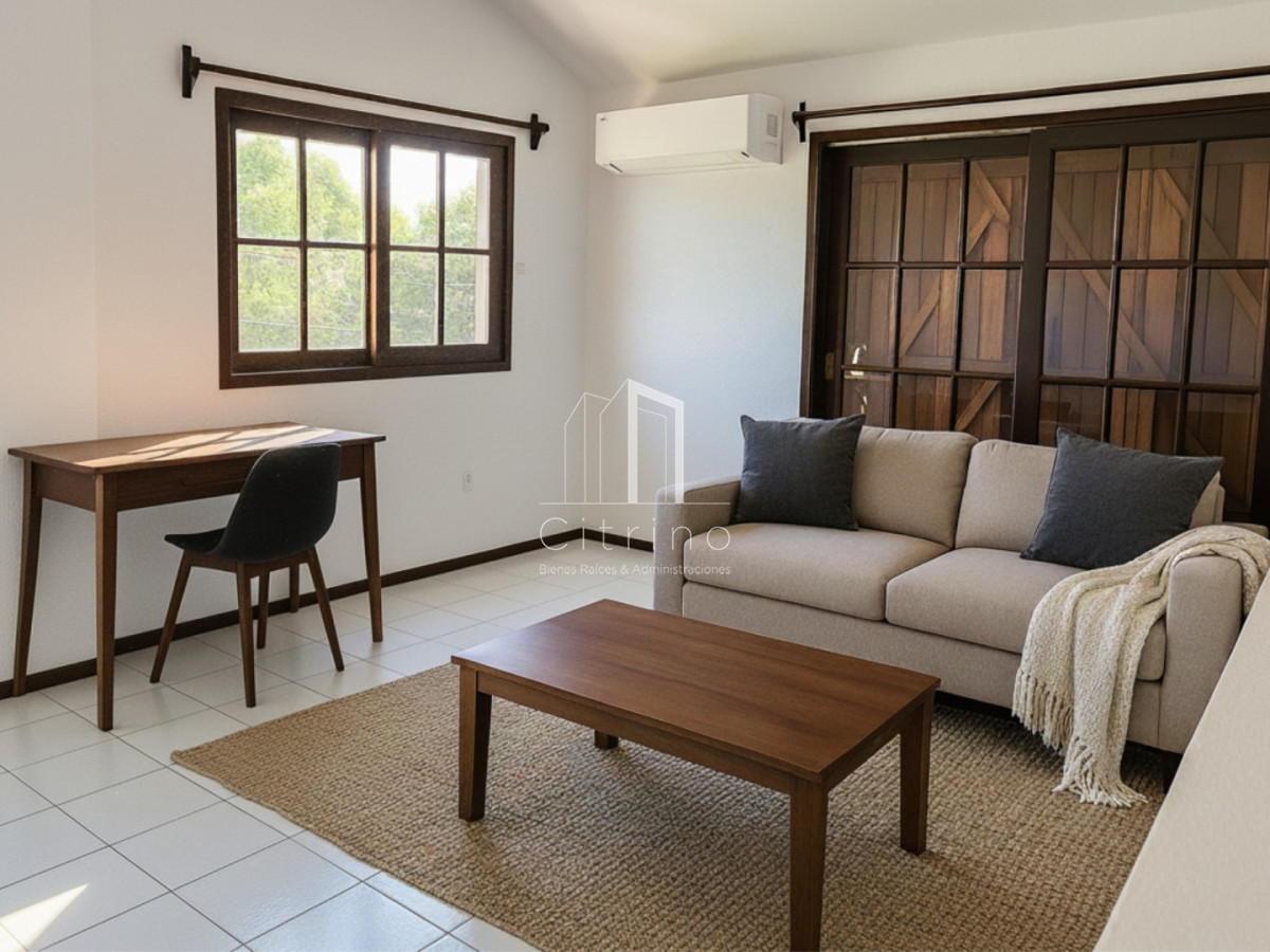 Casa ID.2110 - Alquiler casa Playa Mansa-Punta del Este.