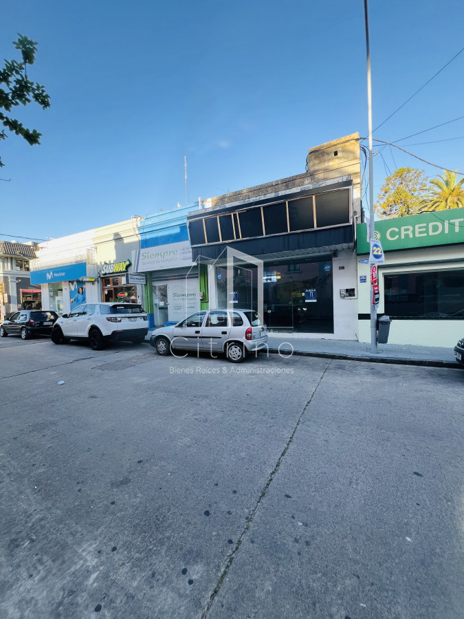 Local Comercial ID.1318 - Alquiler Local Centro de Maldonado.