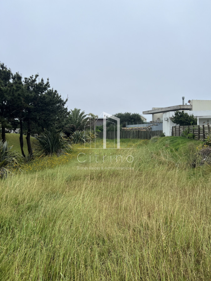 Terreno ID.1330 - Venta de Terreno en Montoya a 50 mts del Mar.