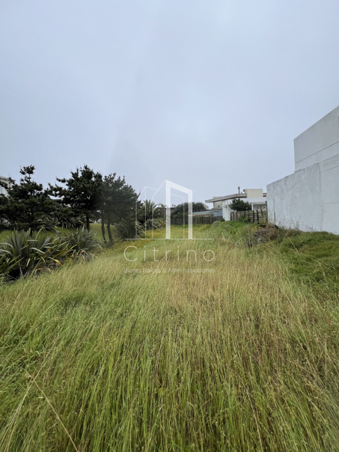 Terreno ID.1330 - Venta de Terreno en Montoya a 50 mts del Mar.