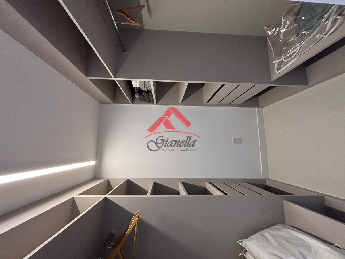 Apartamento ID.2232 - En alquiler departamento de 3 suite con vista al mar 