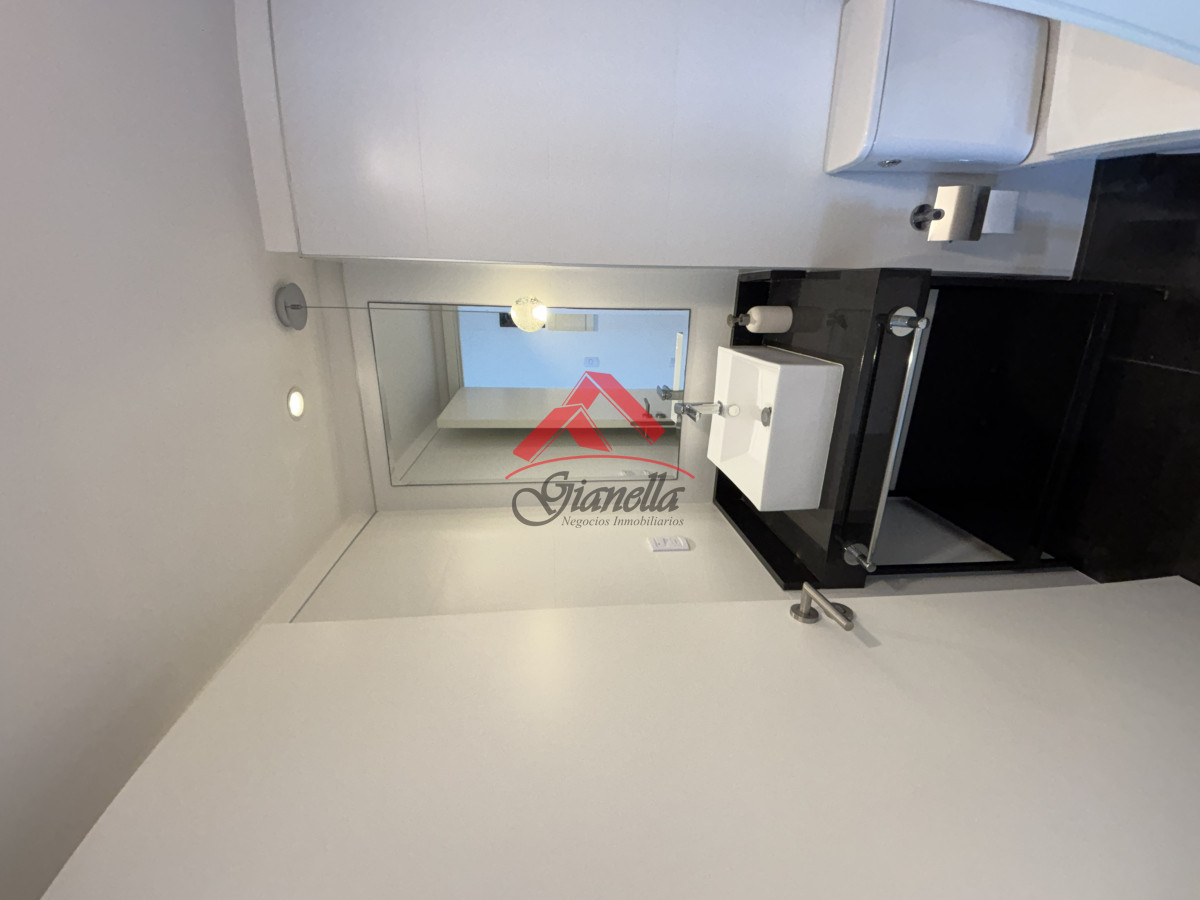 Apartamento ID.2232 - En alquiler departamento de 3 suite con vista al mar 