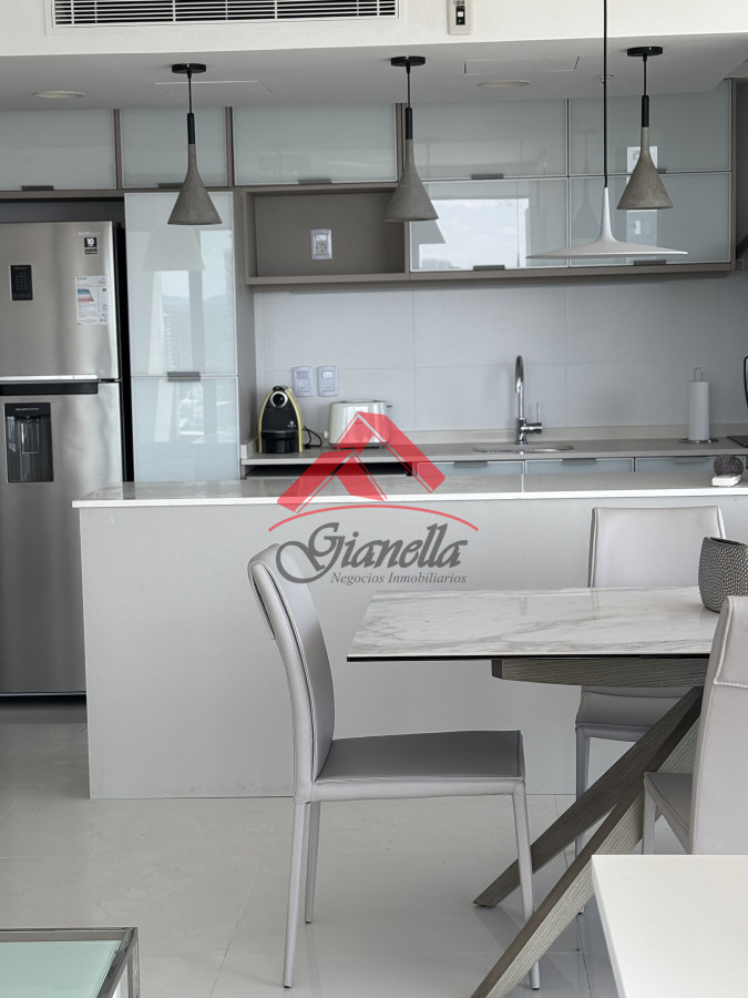 Apartamento ID.2232 - En alquiler departamento de 3 suite con vista al mar 