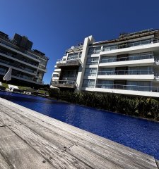 Brava .En venta apartamento de 3 dormitorios