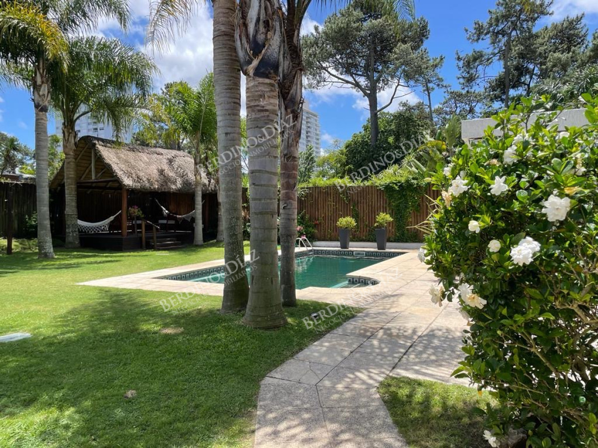 Casa ID.2658 - En venta y alquiler casa en Punta del Este 